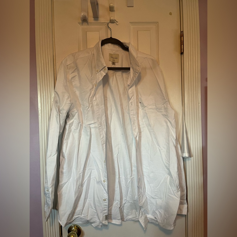 American Eagle white button down
